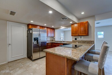 4048 W Laurel Ln, Phoenix, AZ 85029 - photo 2