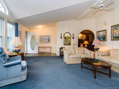 13 Bittersweet Dr, Hendersonville, NC 28792 - photo 4