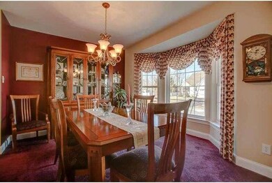 923 Emerald Downs, Garnet Valley, PA 19060 - photo 2