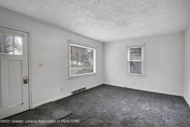 Living Room/Front Entrance