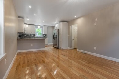 7 Carter Place unit 7, Woburn, MA 01801 - photo 4