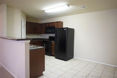 unlisted-address, Broken Arrow, OK 74014 - photo 3