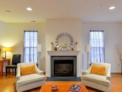 512 ABBY Fireplace (1)