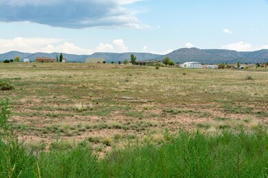 21XX W Hard Cider (Approx) Trail unit 42, Paulden, AZ 86334 - photo 2