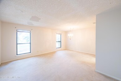 1151 Hamlet ct-19