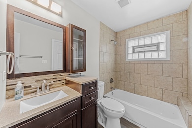 156 Monterey Dr, Bolingbrook, IL 60440 - photo 6