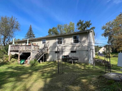 30 Hampshire Dr, Franklin, NH 03235 - photo 3