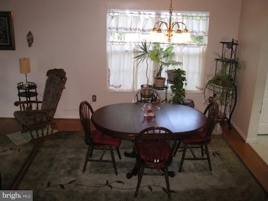 8199 Woodland Ln, Chesapeake Beach, MD 20732 - photo 7