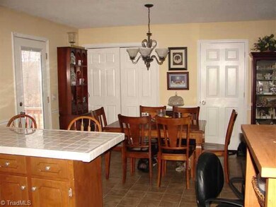 1421 Betsy Ln, Randleman, NC 27317 - photo 7