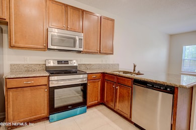 417 Oasis Ln unit 3B, Orange Park, FL 32073 - photo 3