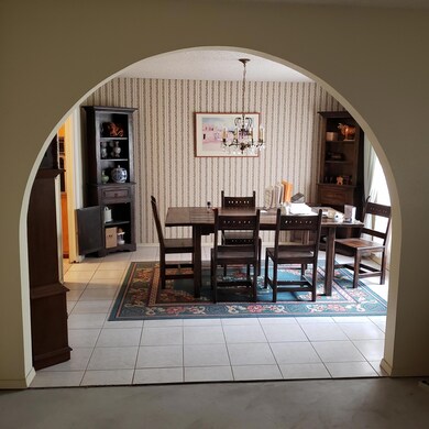 10701 Alta Loma Dr, El Paso, TX 79935 - photo 2