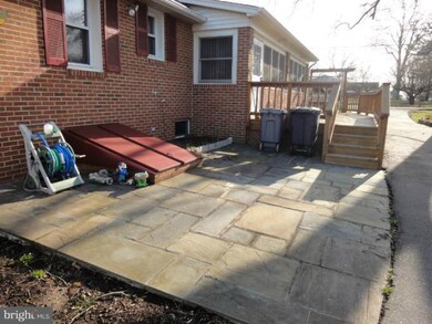 6701 Brooklyn Bridge Rd, Laurel, MD 20707 - photo 6