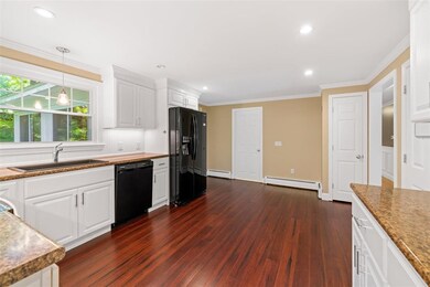 6 Birch St, Plaistow, NH 03865 - photo 7