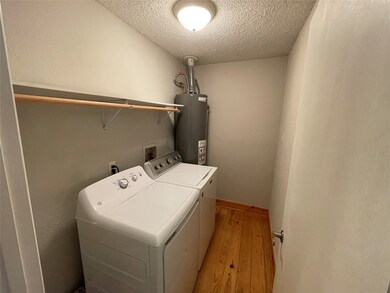 207 Mcphail St, Tomball, TX 77375 - photo 6