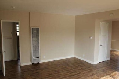 1617 W Poplar St, Compton, CA 90220 - photo 3