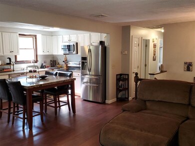 53 Lindstrom Ct, Manchester, NH 03104 - photo 7