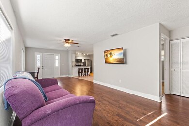 LARGE LIVING AREA