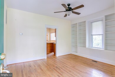 822 E A St, Brunswick, MD 21716 - photo 6