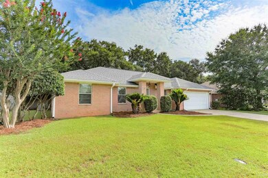 3391 Holt Cir, Pensacola, FL 32526 - photo 2