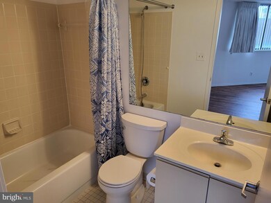 Thoreau Place Condominiums unit LC-05, Reston, VA 20191 - photo 6