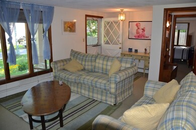 Apt. B Living room