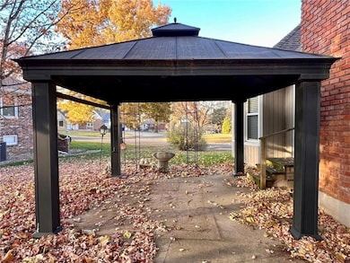 308 SE Richardson Place, Lees Summit, MO 64063 - photo 3