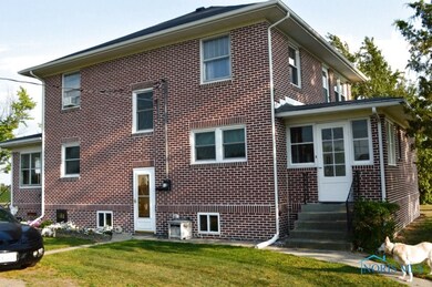 10802 Farmer Mark Rd, Mark Center, OH 43536 - photo 3