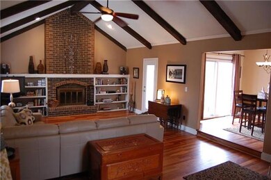 Alternate view showing both a patio slider door fr