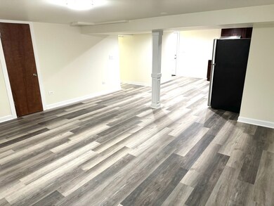 unlisted-address, Westchester, IL 60154 - photo 5