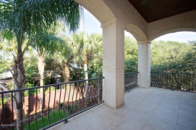 Western Covered Balcony