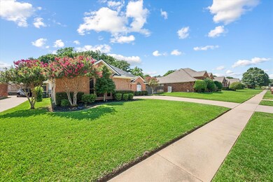 2713 Fox Glenn Ct, Hurst, TX 76054 - photo 5