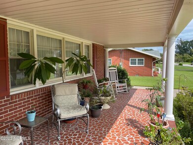 208 Fenton Place, Jacksonville, NC 28540