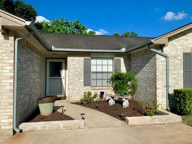 1809 Leissner St, Bay City, TX 77414 - photo 3