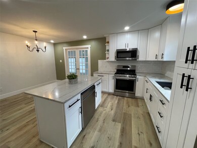 4842 Winfree Dr, Houston, TX 77021 - photo 4