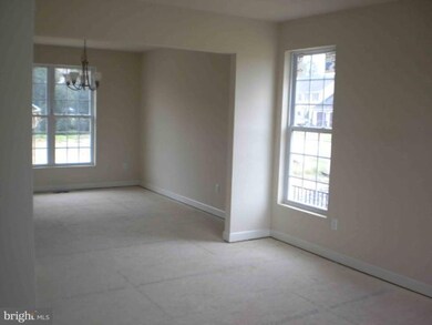 984 Shannon Dr N, Greencastle, PA 17225 - photo 4