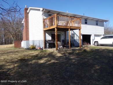 677 Pardeesville Rd, Hazle Township, PA 18202 - photo 4