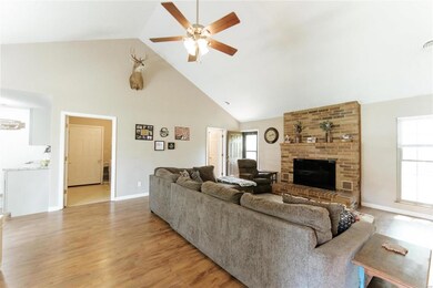 1212 Winchester Dr, Rolla, MO 65401 - photo 6