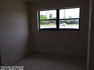 3313 Hypoluxo Rd, Lake Worth, FL 33462 - photo 3