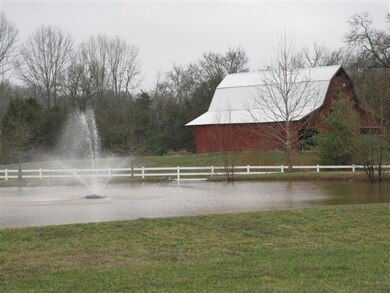 109 Stowers Ln, Shelbyville, TN 37160 - photo 3