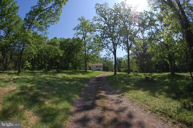 20798 Furr Rd, Round Hill, VA 20141 - photo 2