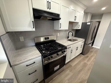 6948 Clinton Rd, Upper Darby, PA 19082 - photo 7