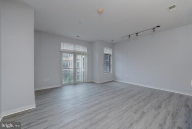 Twelve 09 unit 210, Baltimore, MD 21201 - photo 5