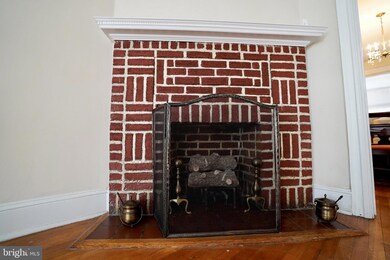 709 Otis Place NW, Washington, DC 20010 - photo 3