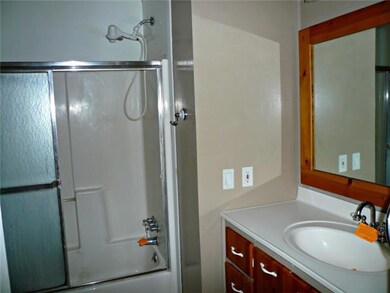 608 Iris Dr, Manchester, TN 37355 - photo 7