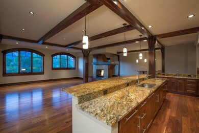 KitchenBarView