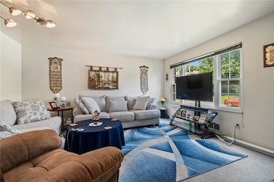 1241 Cochran Rd, Pittsburgh, PA 15243 - photo 3