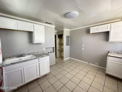 1506 Walnut St, Macon, GA 31201 - photo 3
