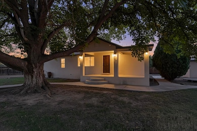 10 Nancy St, Los Lunas, NM 87031 - photo 2