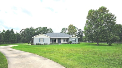 10 Apple Tree Ln, Winter Haven, FL 33884 - photo 3