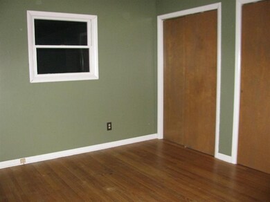 302 Magnolia Dr, Crown Point, IN 46307 - photo 5